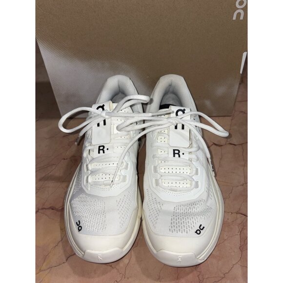 On The Roger Pro Sneakers in Undyed White & Black 7.5 Mens with box Athletic - Picture 8 of 14